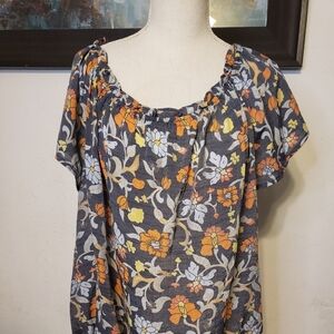 Beautiful Lightweight Floral Top